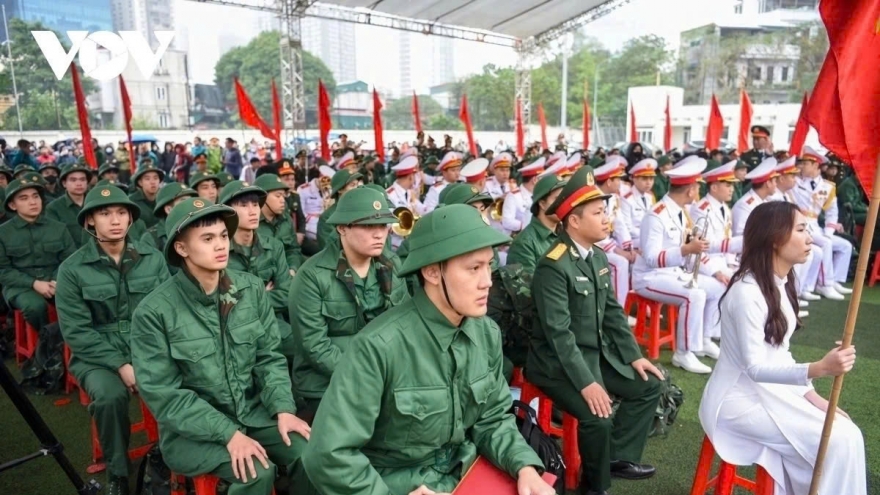Chỉ huy trưởng Ban Chỉ huy phòng thủ khu vực được thăng, giáng cấp quân hàm