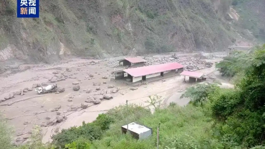 Lở đất tại biên giới với Nepal, 17 người Trung Quốc mất tích