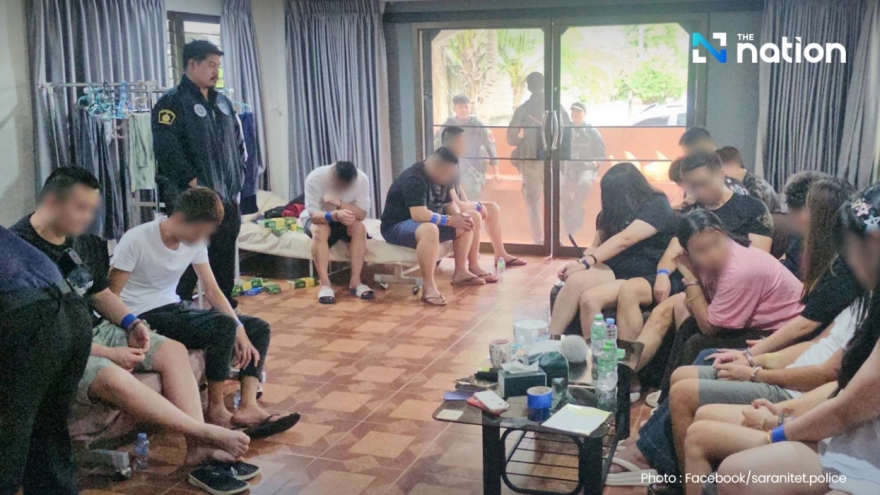 Cảnh sát Thái Lan trấn áp đường dây lừa đảo trực tuyến lớn, bắt hàng chục nghi phạm