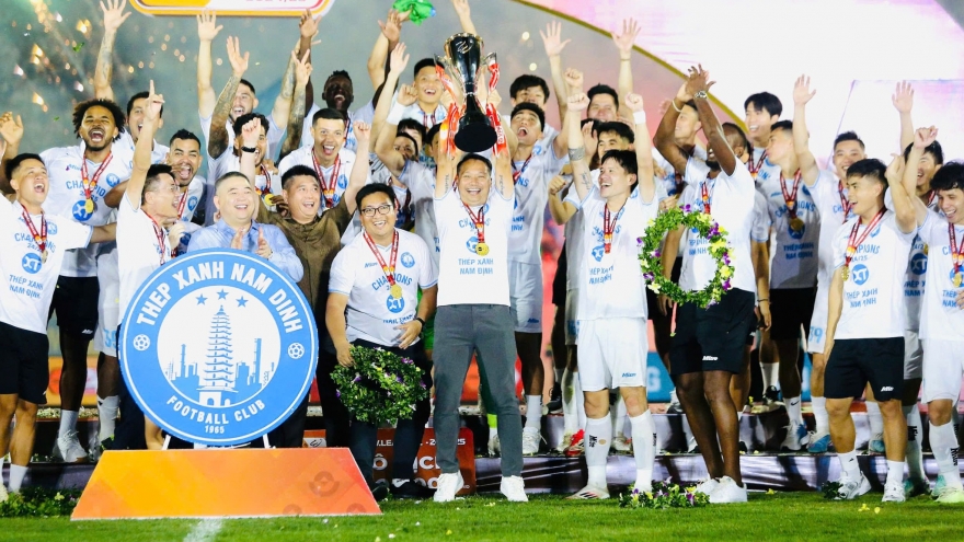 CLB Nam Định là ứng viên số 1 cho chức vô địch V-League 2025/2026?