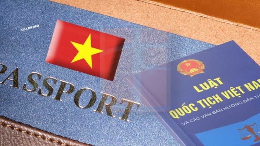 Hướng dẫn điều kiện nhập quốc tịch, trở lại quốc tịch Việt Nam