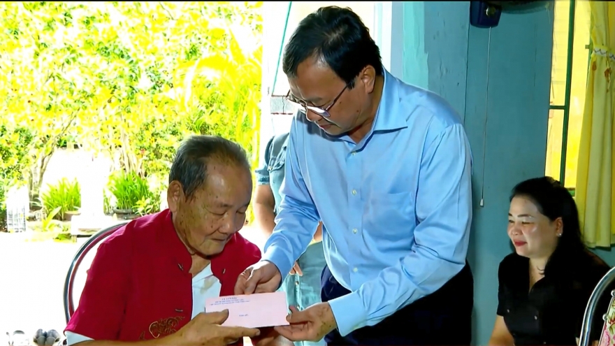 Vĩnh Long: Quan tâm chăm lo gia đình chính sách, người có công với cách mạng