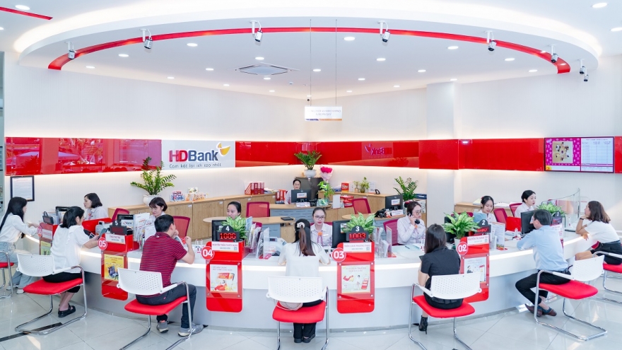 Đẩy mạnh kinh doanh số, HDBank báo lãi 6 tháng 10.068 tỷ đồng, Roe lên tới 26,5%