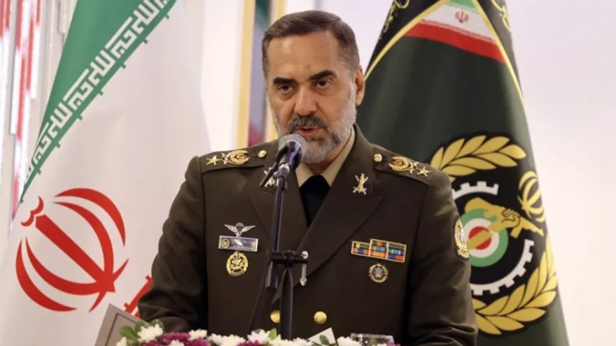 Iran tái thiết quân đội, tuyên bố sẵn sàng cho chiến tranh 10 năm
