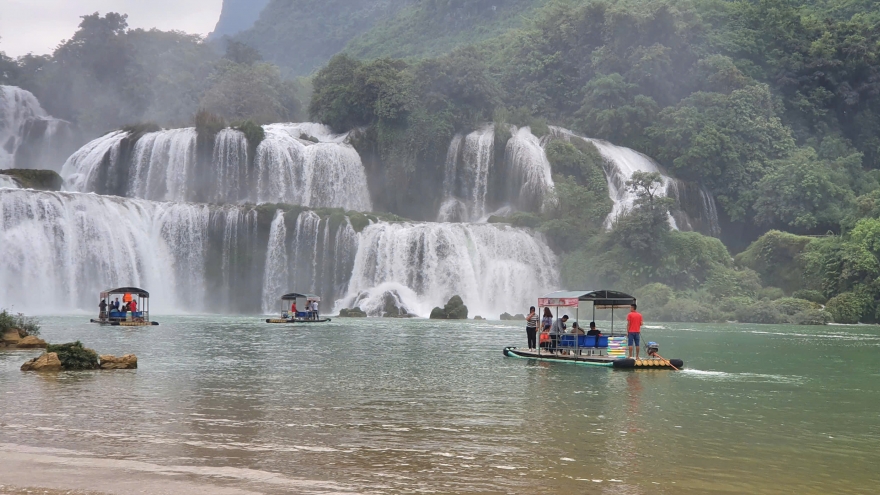 Cao Bằng đón trên 1,5 triệu lượt khách trong 6 tháng đầu năm
