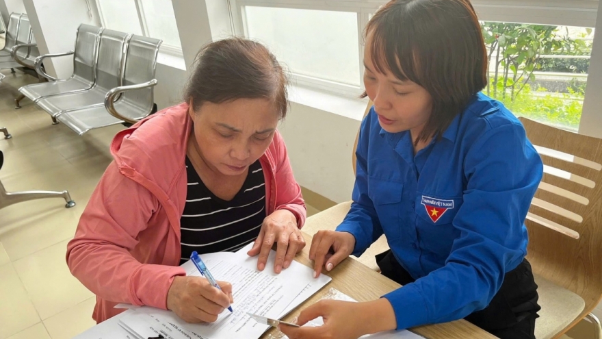 Huy động gần 4000 đoàn viên, thanh niên hỗ trợ chính quyền hai cấp ở Hà Nội