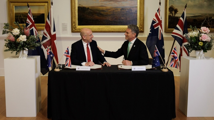 Australia và Anh ký thỏa thuận AUKUS song phương về hợp tác phát triển tàu ngầm