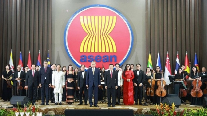 30 năm đồng hành và lớn mạnh - ASEAN và Việt Nam khai phá cơ hội hợp tác mới