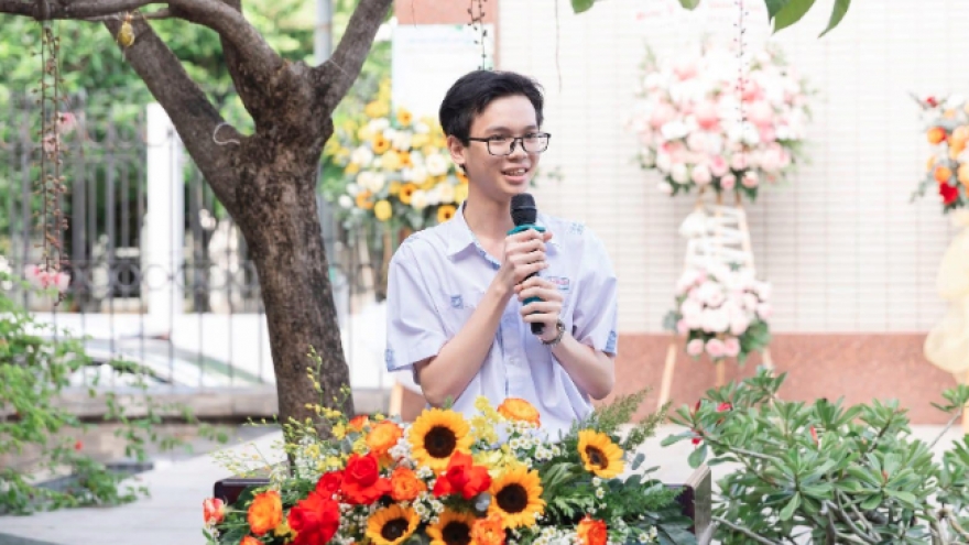 Thủ khoa khối B chưa từng học thêm, ước mơ làm bác sĩ