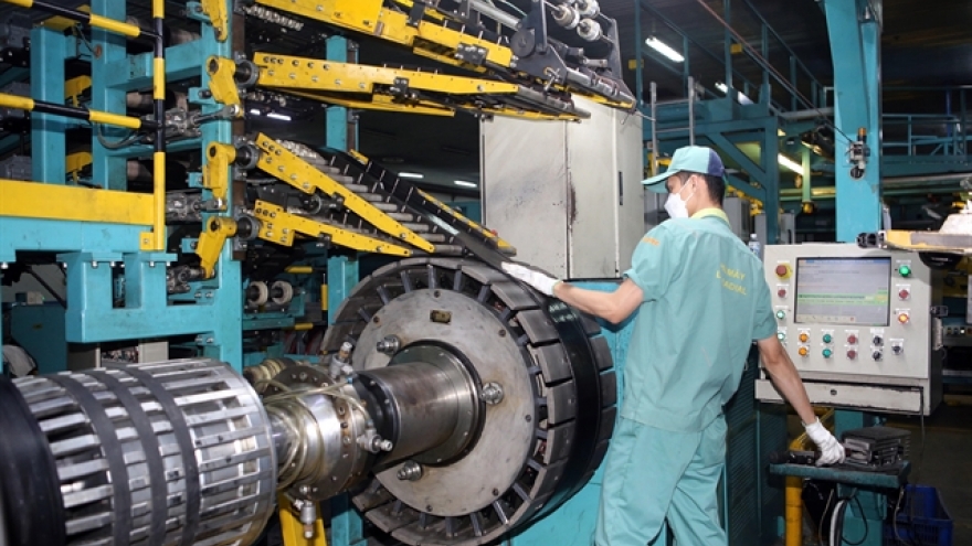 Tyre firms struggle despite lower rubber prices
