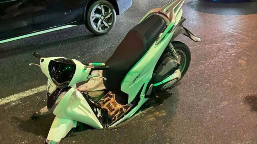 Vụ xe máy SH sụt hố tử thần ở Hà Nội: Có cơ sở pháp lý để yêu cầu bồi thường