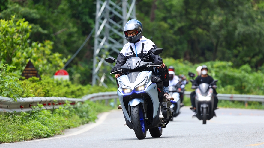 Công nghệ YECVT độc quyền trên Yamaha NVX: Tăng tốc êm ái, đổ đèo vững vàng