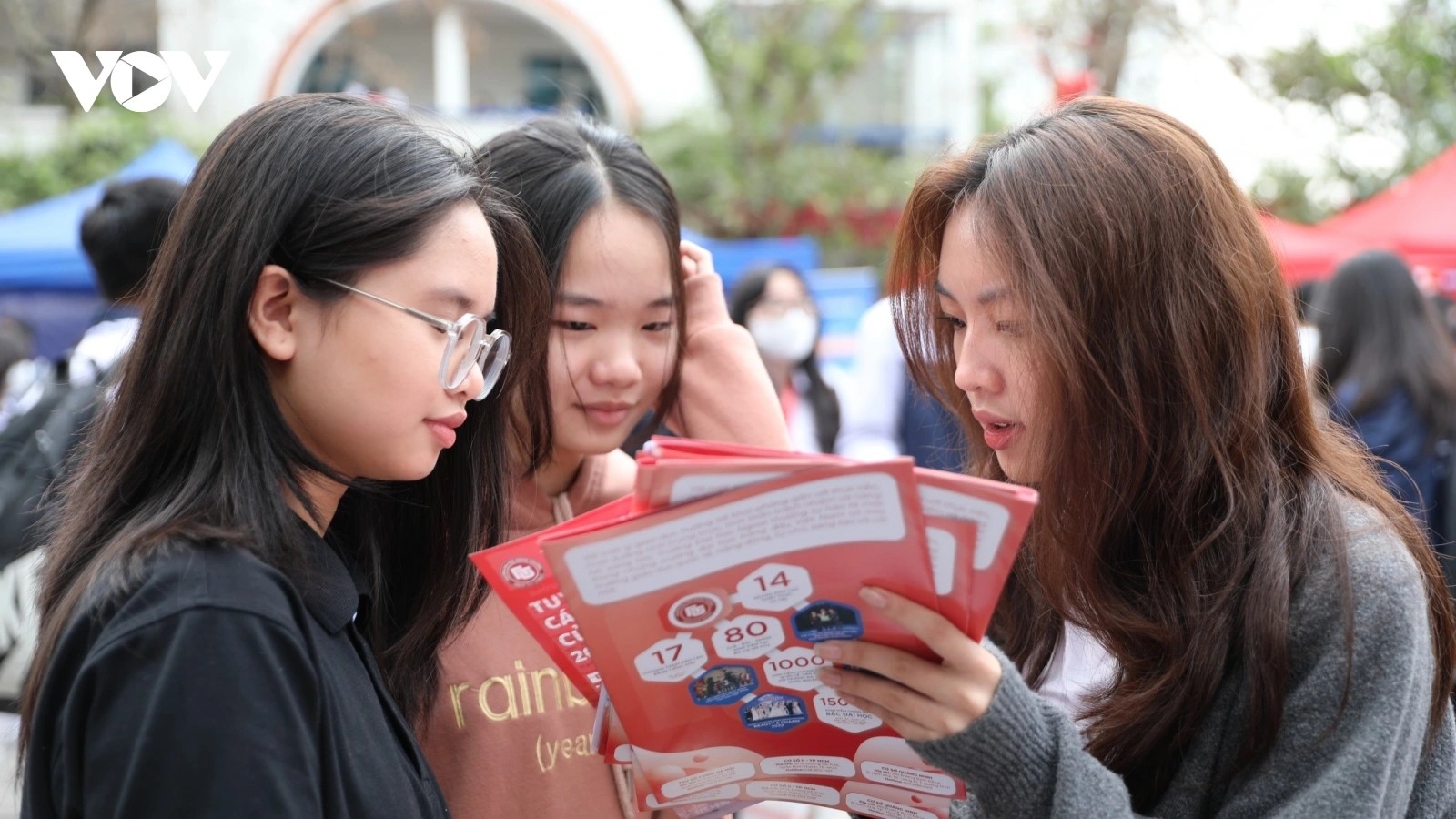 Phổ điểm các môn thi tốt nghiệp THPT năm 2025 theo chương trình phổ thông 2018