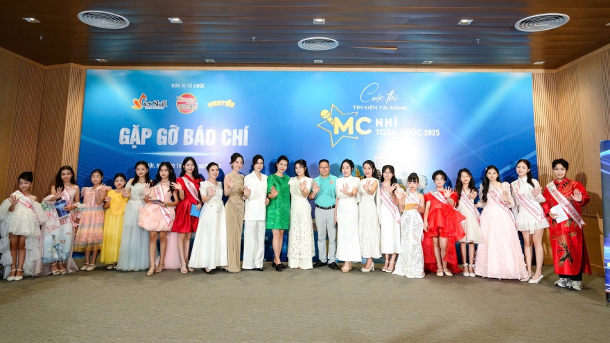 MC nhí toàn quốc 2025 gây ấn tượng với chủ đề "Kỷ nguyên vươn mình"