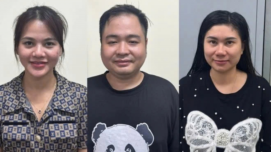 Khởi tố 2 cô gái 9X cầm đầu đường dây buôn bán hàng cấm là thuốc lá điện tử