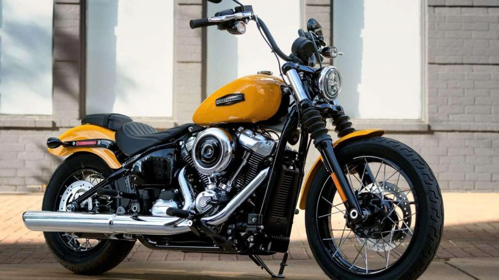Harley-Davidson ra mắt loạt mô tô Cruiser 2025 tại Malaysia, giá từ 700 triệu đồng