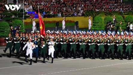 First full rehearsal for National Day parade in the spotlight