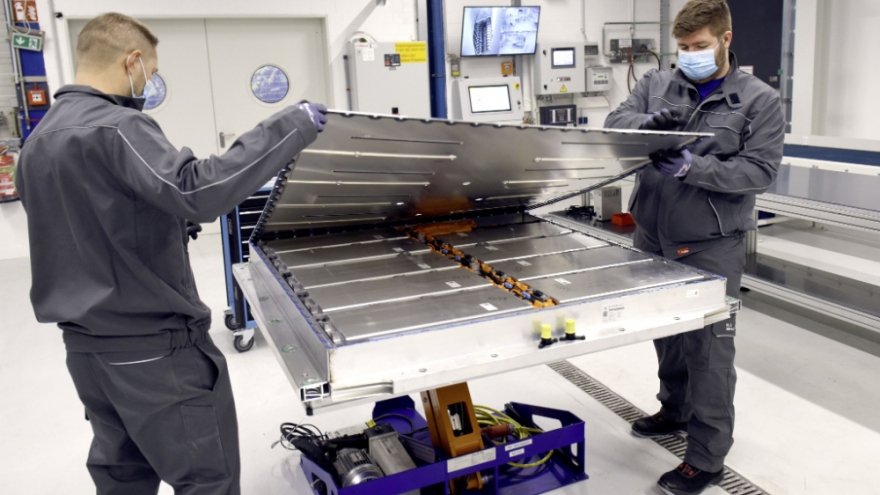 Phương pháp đột phá giải quyết vấn đề lớn của pin xe điện