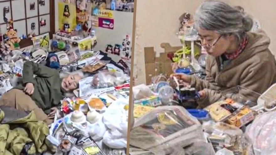 Lạ lùng hai mẹ con sống trong đống rác dù có cả tòa nhà cho thuê