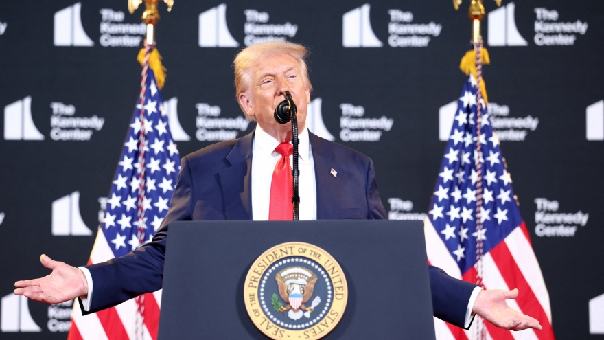 Ông Trump cảnh báo hậu quả nếu Tổng thống Putin ngăn cản hòa bình với Ukraine