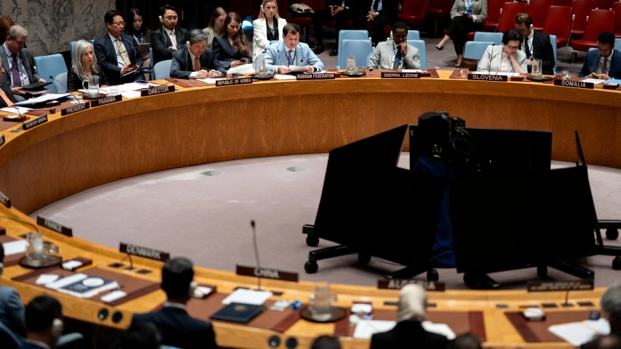 Mỹ cảnh báo trừng phạt kinh tế Nga nếu xung đột Ukraine tiếp diễn