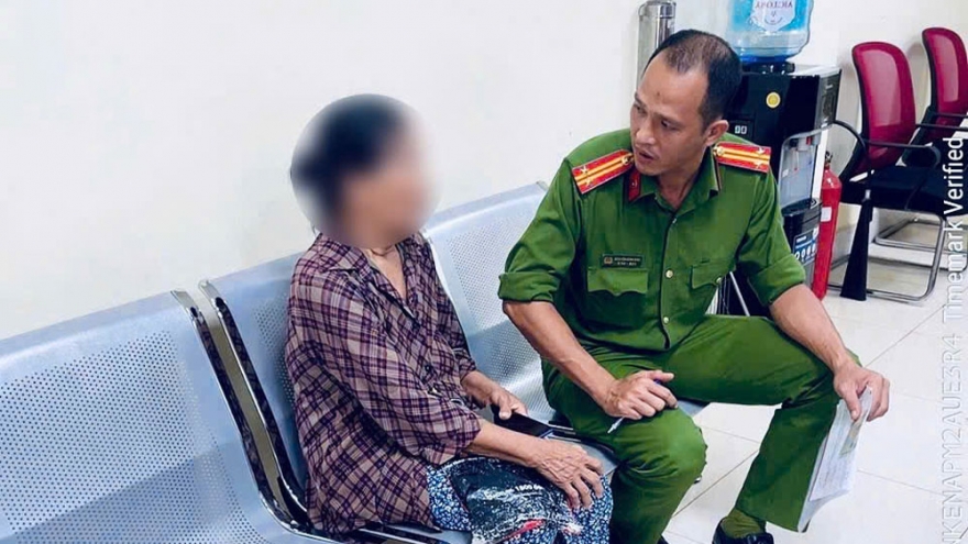 Cụ bà ở Đồng Nai suýt mất 100 triệu vì chiêu lừa "phong tỏa tài sản"