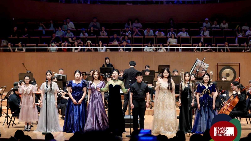 Thí sinh Việt Nam đoạt giải Vàng tại Liên hoan Nghệ thuật Quốc tế TSP – Thượng Hải