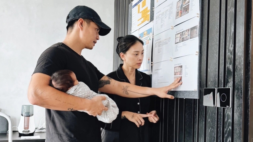 Sao Việt 21/8: Vợ chồng Ngô Thanh Vân – Huy Trần lên lịch chăm con kỹ lưỡng