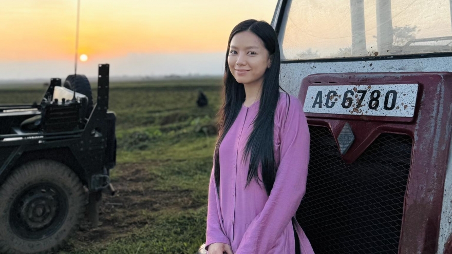 Vẻ đẹp dịu dàng của Hạ Anh - Bóng hồng trong phim "Mưa đỏ"