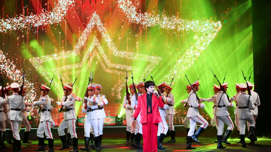 Xúc động, tự hào “Bản hùng ca Công an nhân dân Việt Nam”