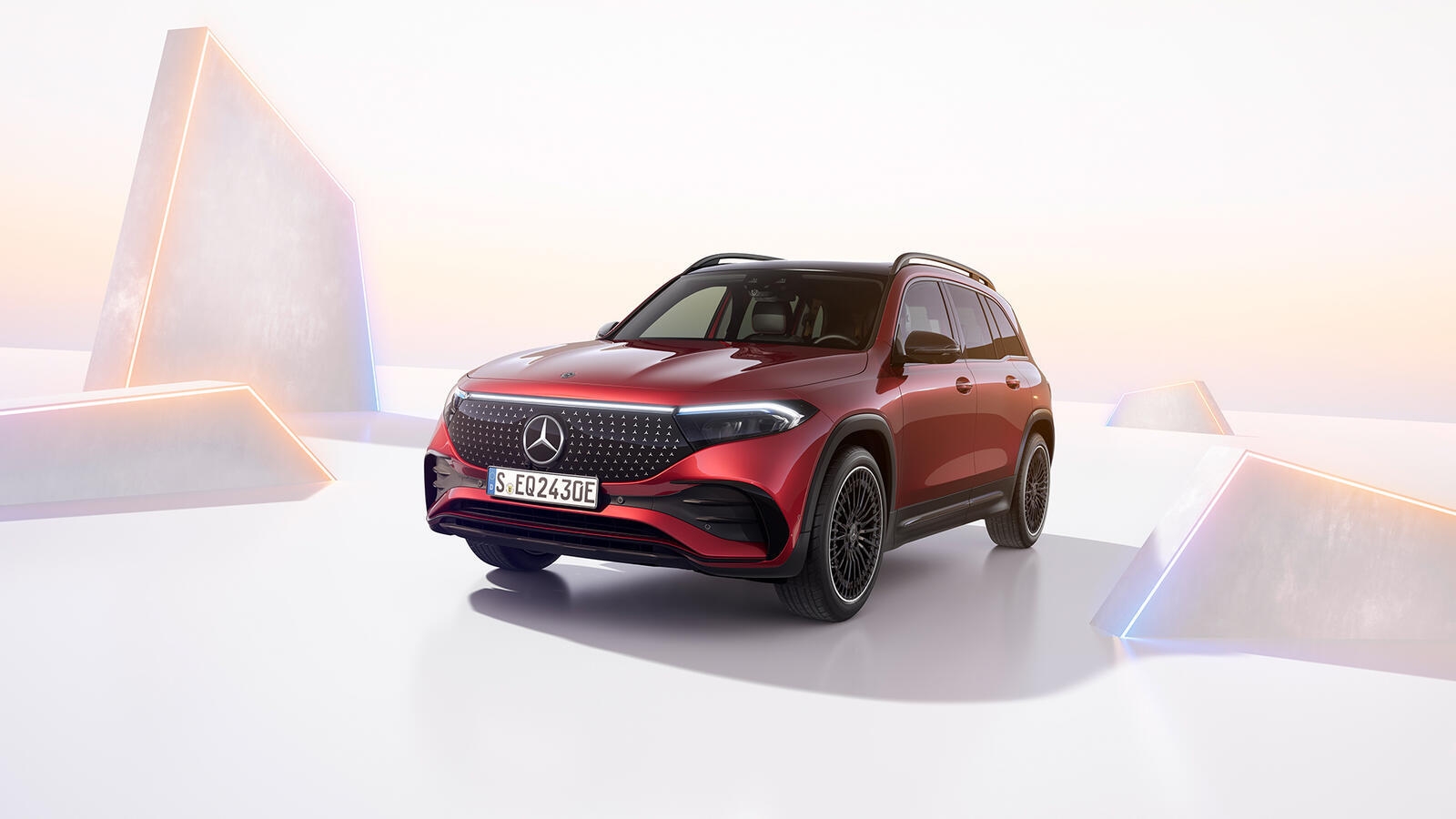 Mercedes-Benz EQB 250+ có bản nâng cấp tại Việt Nam