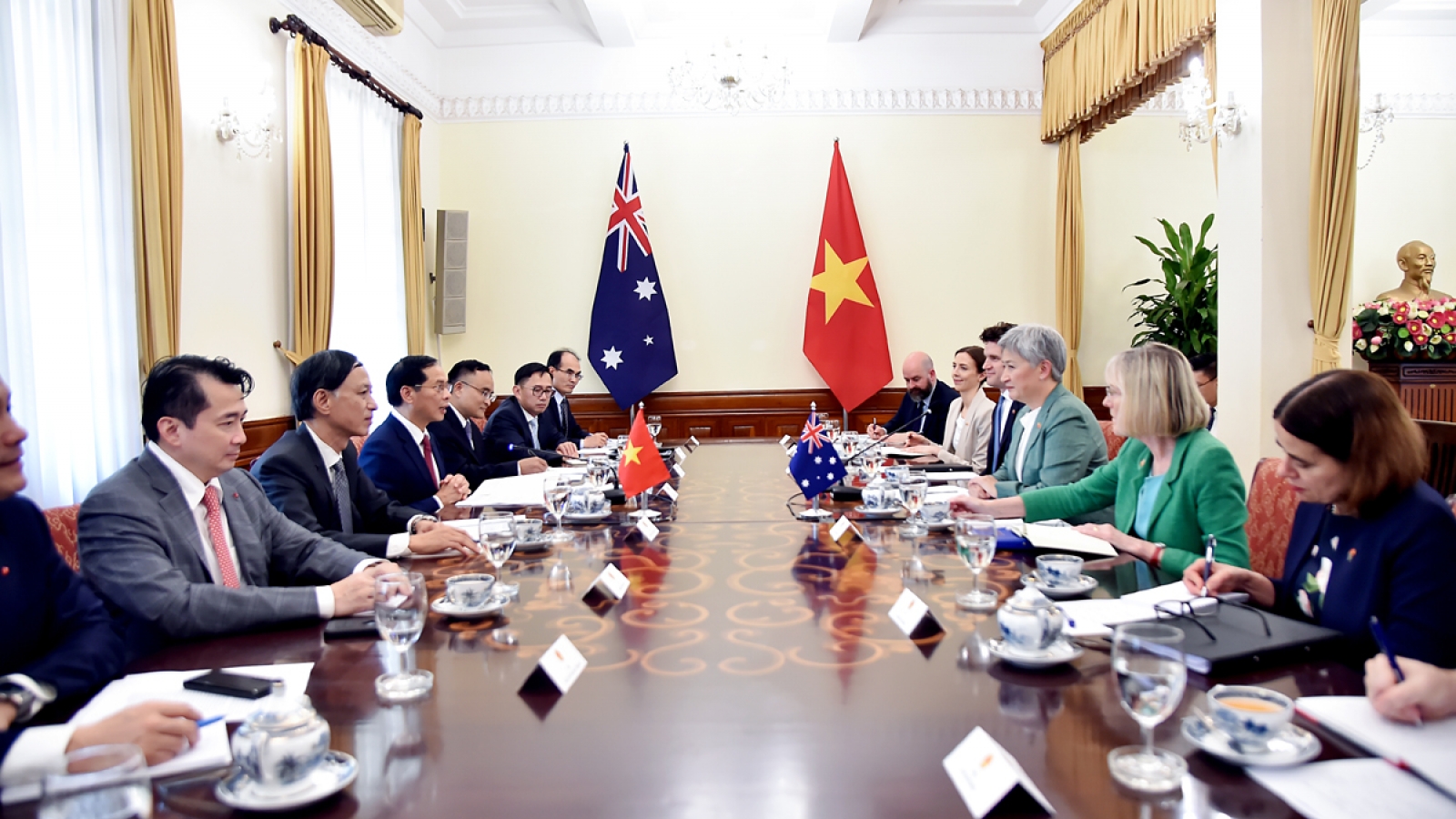 Australia to help Vietnam develop new technologies