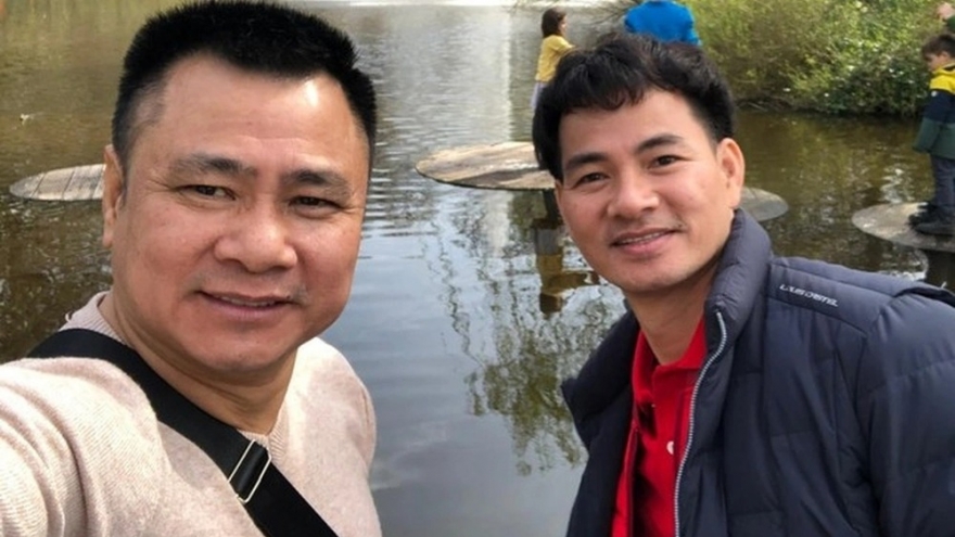 Sao Việt 22/8: NSND Tự Long làm thơ mừng sinh nhật Cục trưởng Xuân Bắc