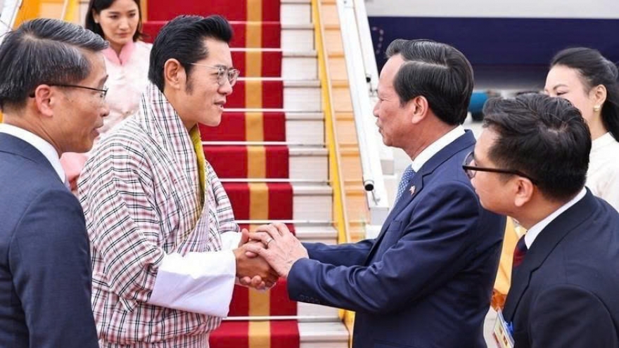King and Queen of Bhutan begin state visit to Vietnam