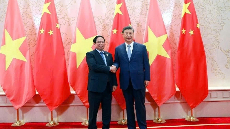 PM Pham Minh Chinh meets Chinese President Xi Jinping in Tianjin