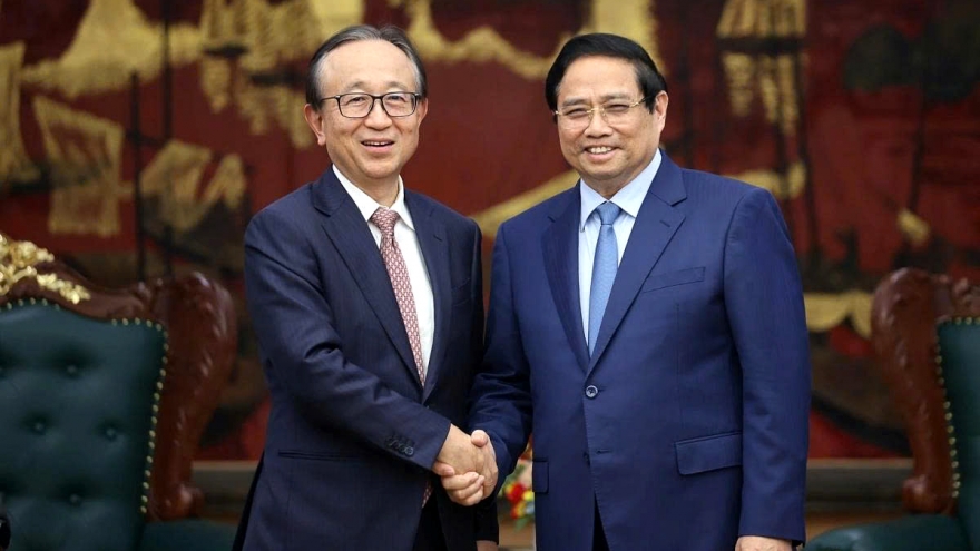 PM urges MUFG to support Vietnam’s Int’l Financial Centre development