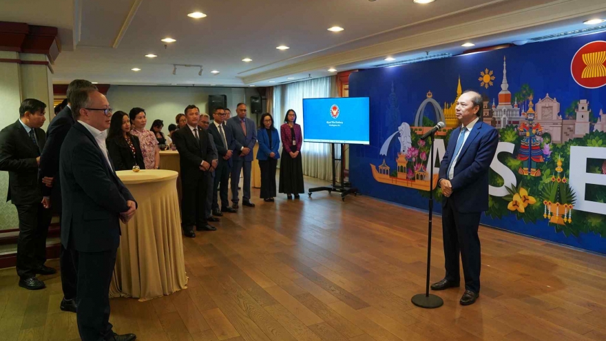 Việt Nam tiếp nhận vai trò Chủ tịch luân phiên Ủy ban ASEAN tại Washington