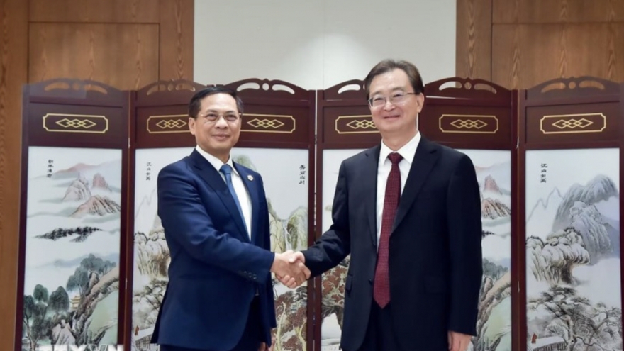 Vietnamese Deputy PM meets with Chinese, Cambodian, Thai officials in Yunnan