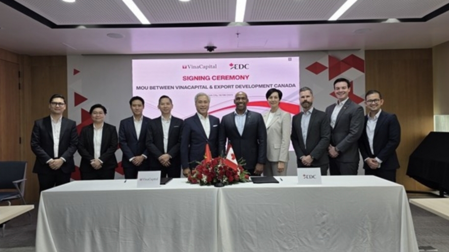 Export Development Canada, VinaCapital sign MoU to expand trade ties