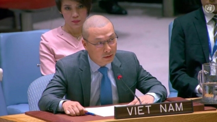 Vietnam calls for respect for international law to ensure maritime security