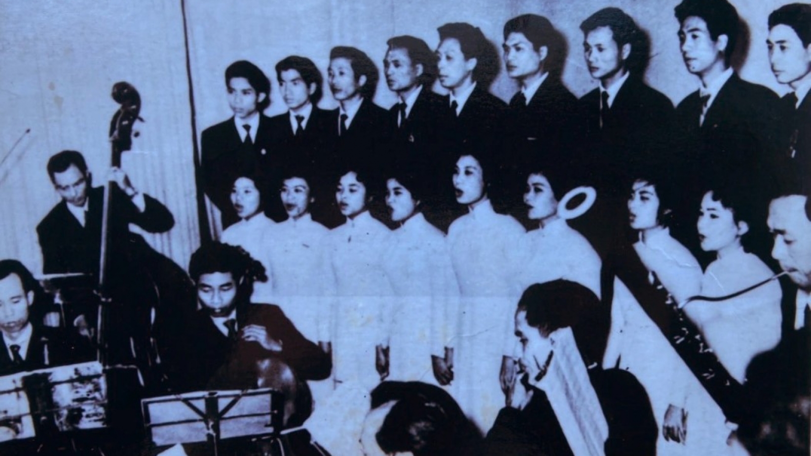 Chuỗi podcast "Sinh năm 1945": Overture Cánh sóng