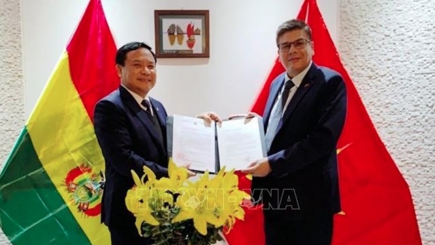 Vietnam seeks stronger ties with Bolivia