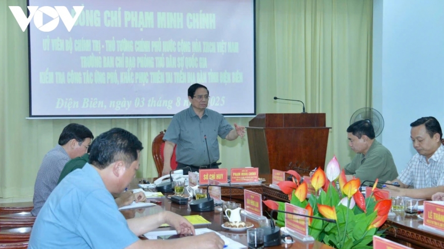 Thủ tướng: Phải xây dựng nhà ở cho người dân bị mất nhà do thiên tai trong tháng 9