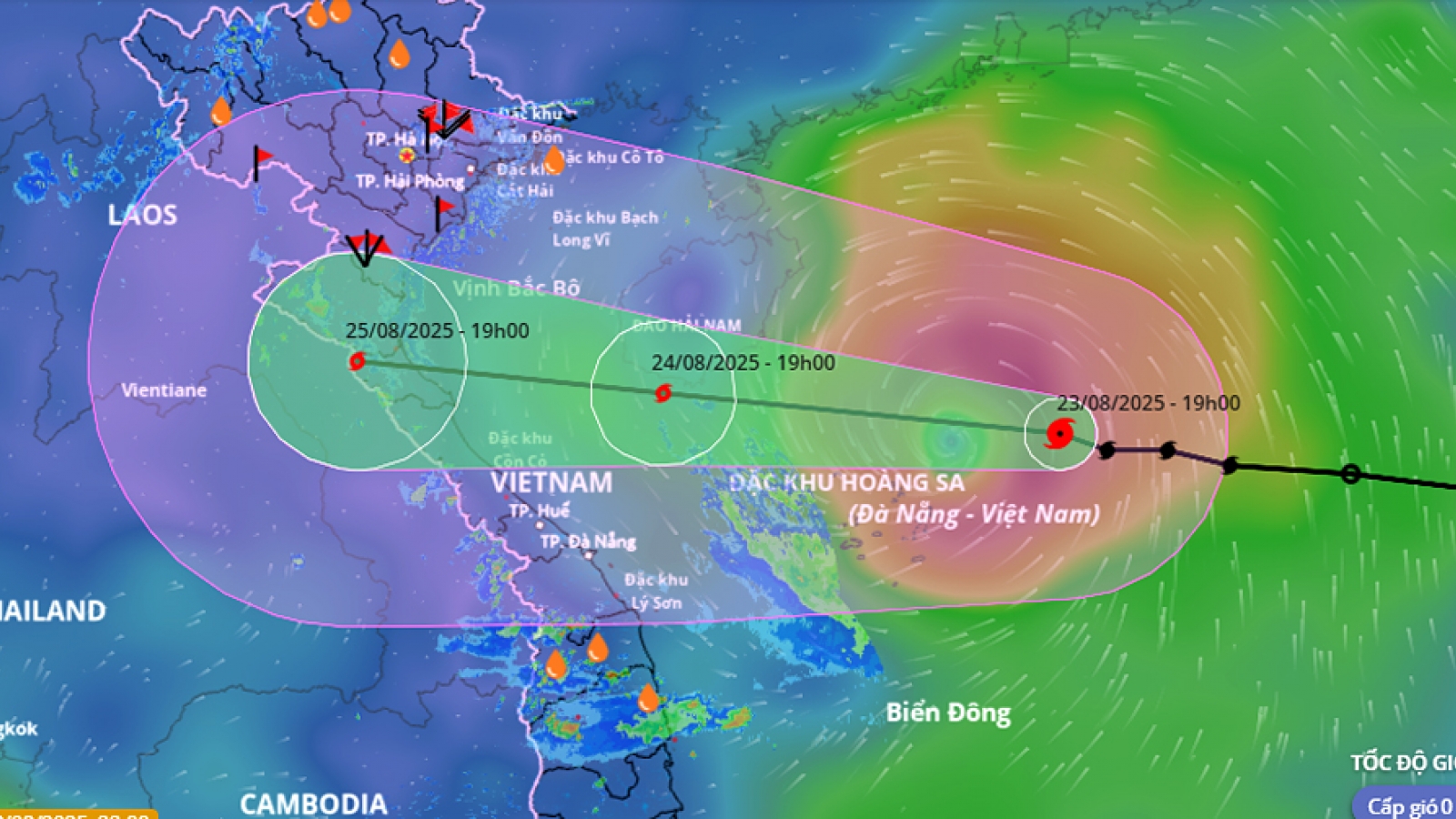 PM orders urgent response as powerful typhoon Kajiki threatens Vietnam