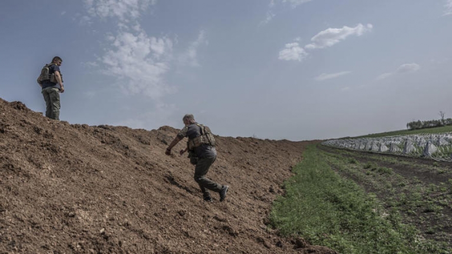 Ukraine tức tốc dựng phòng tuyến 3 lớp trước đòn tấn công vũ bão của Nga