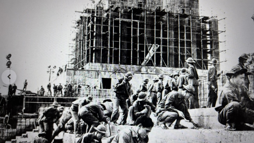 Hình ảnh quý về quá trình xây dựng Lăng Chủ tịch Hồ Chí Minh