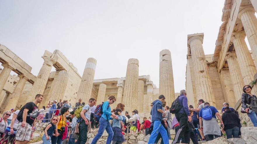 Du lịch Hy Lạp đạt mốc kỷ lục 7,6 tỷ euro trong nửa đầu năm 2025