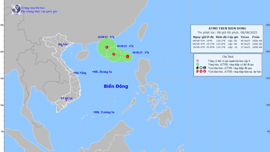 Áp thấp nhiệt đới cách quần đảo Hoàng Sa khoảng 500km