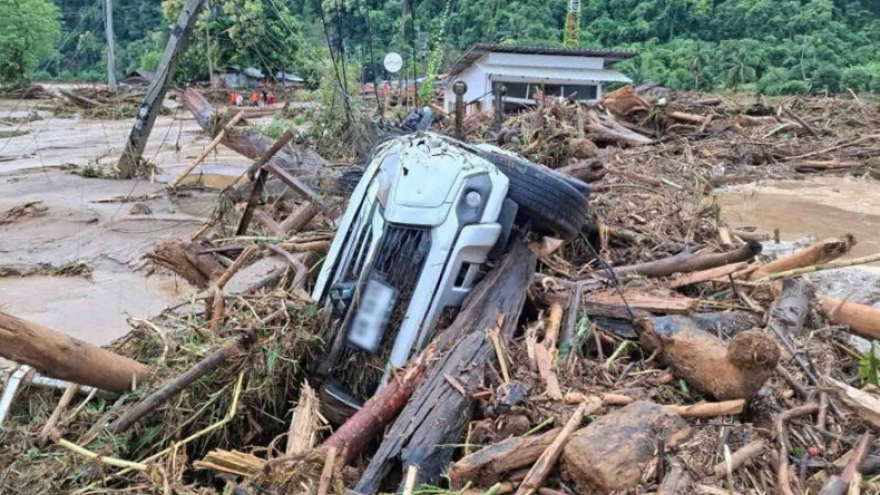 Hoàn lưu bão Kajiki gây lũ quét, sạt lở nghiêm trọng ở Thái Lan