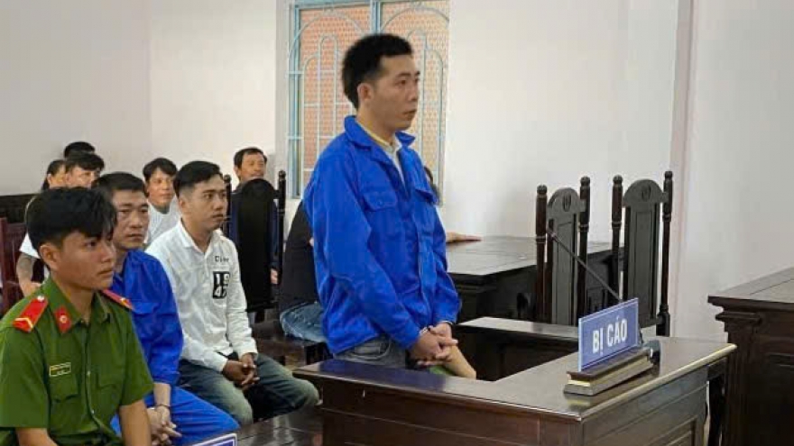 Lãnh 30 tháng tù vì tàng trữ trái phép ma túy